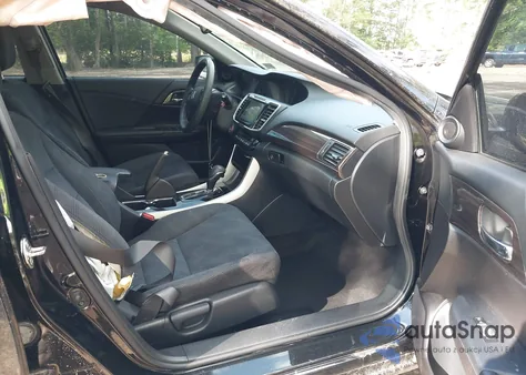 2016 Honda Accord Ex z USA, uszkodzony, nr VIN 1HGCR2F73GA157224